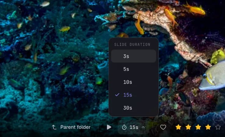 A photo slideshow playing in Loshelf